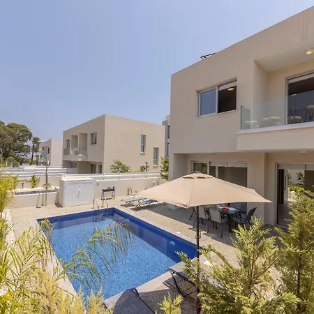 Mythical Seas Villa *